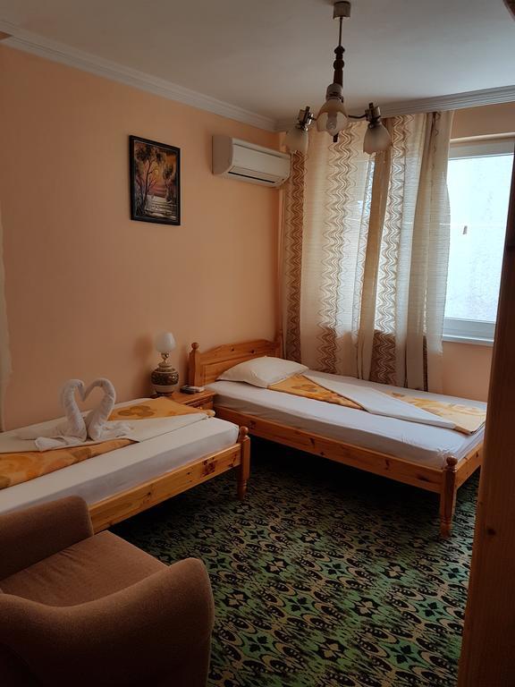 Guest Rooms Denitsa Obsor Exterior foto
