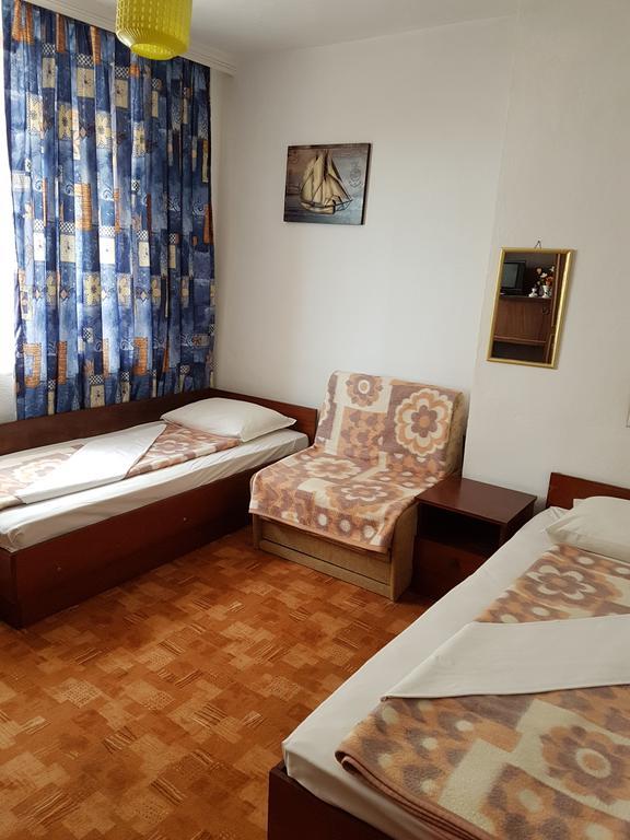 Guest Rooms Denitsa Obsor Exterior foto