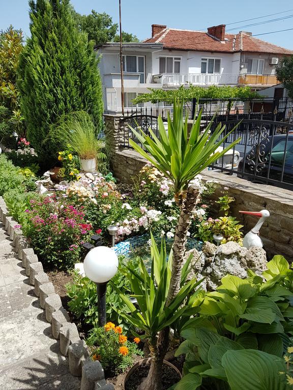 Guest Rooms Denitsa Obsor Exterior foto