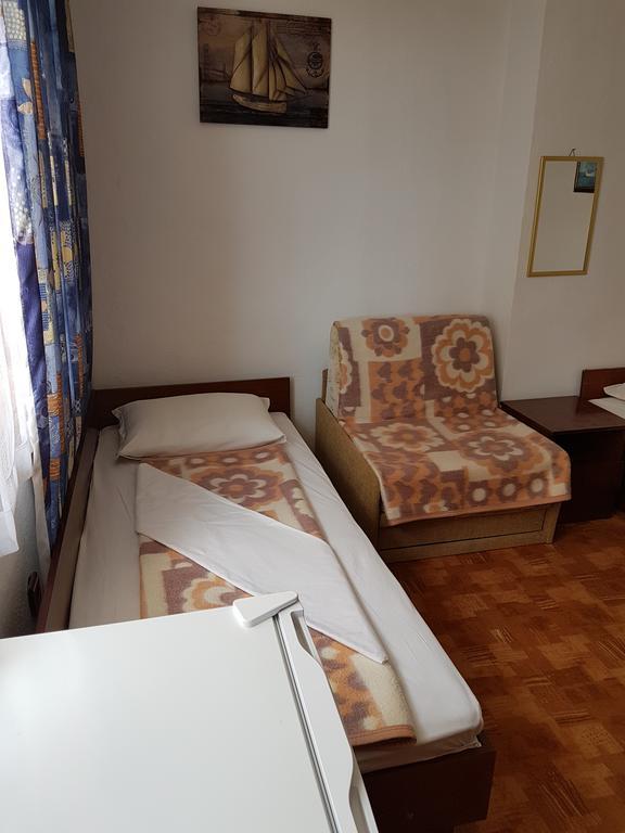 Guest Rooms Denitsa Obsor Exterior foto
