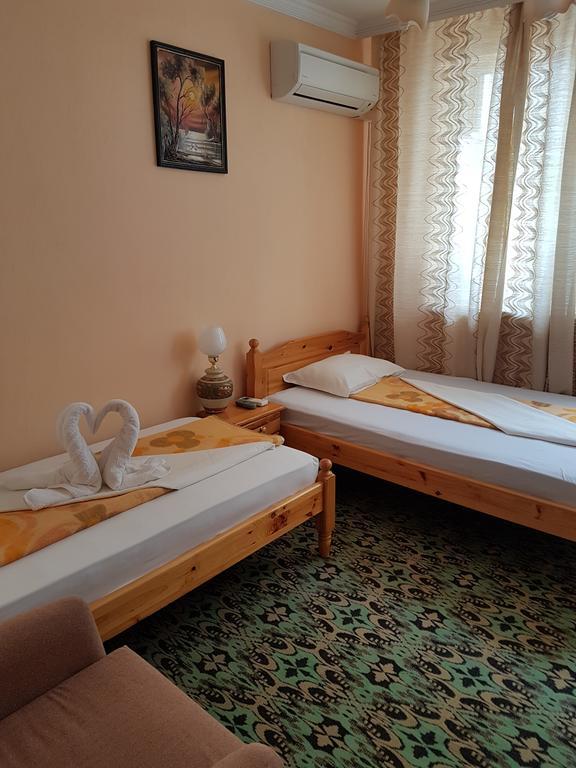 Guest Rooms Denitsa Obsor Exterior foto